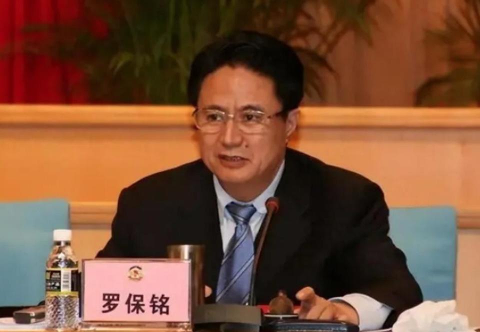 昆明統戰部部長周紅斌主動投案的背后